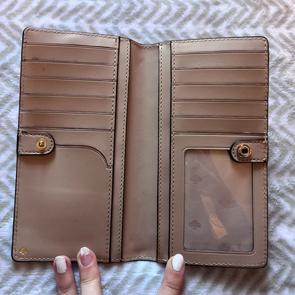 Kate Spade Wallet - Picture 2 of 5